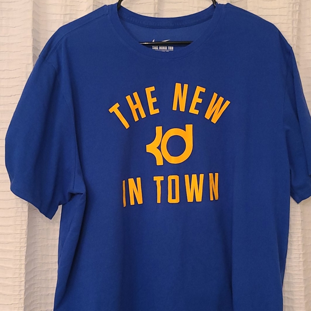 Mens nike 2xl shirt